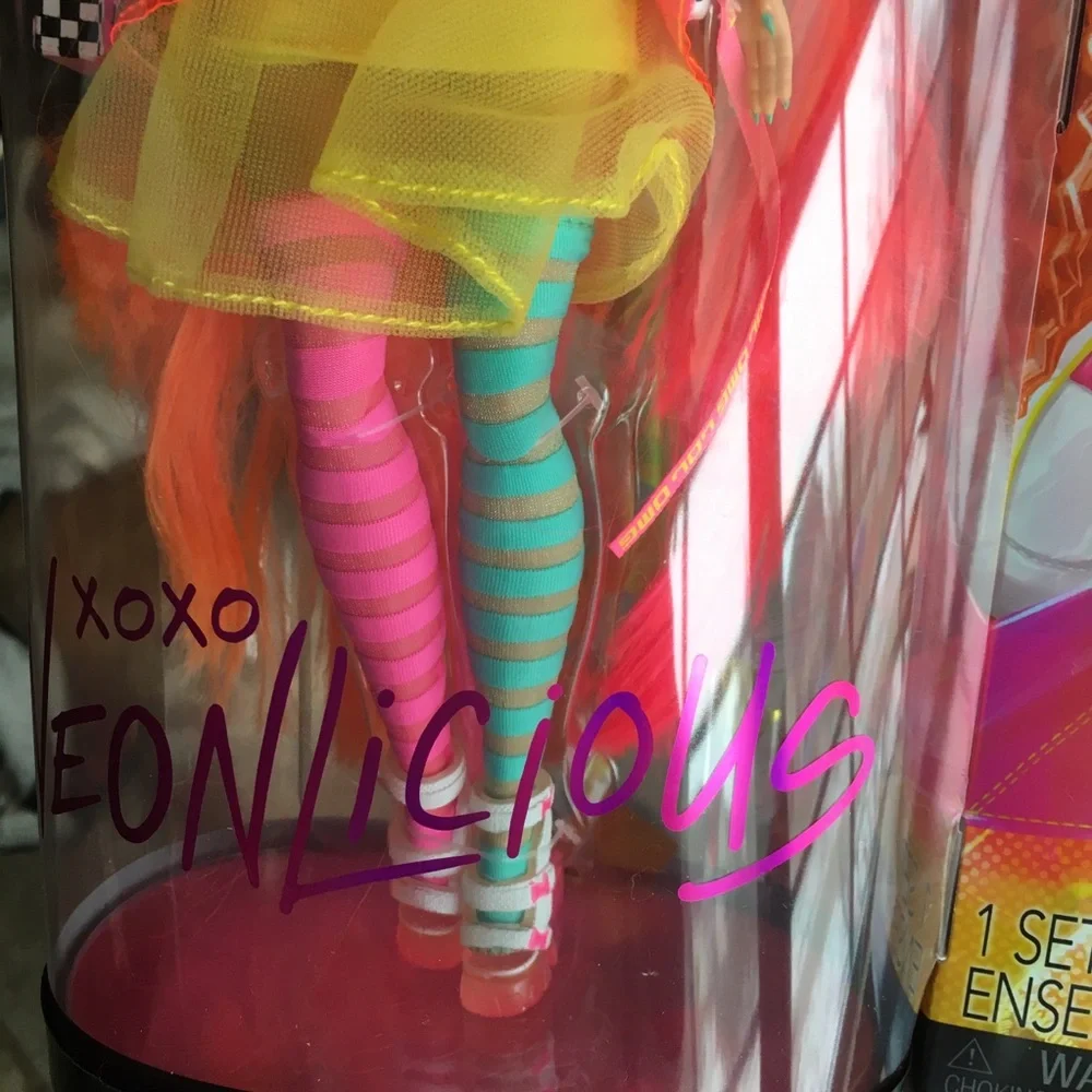 L.O.L. Surprise! O.M.G. Fierce Neonlicious Doll - Pink/Orange Hair